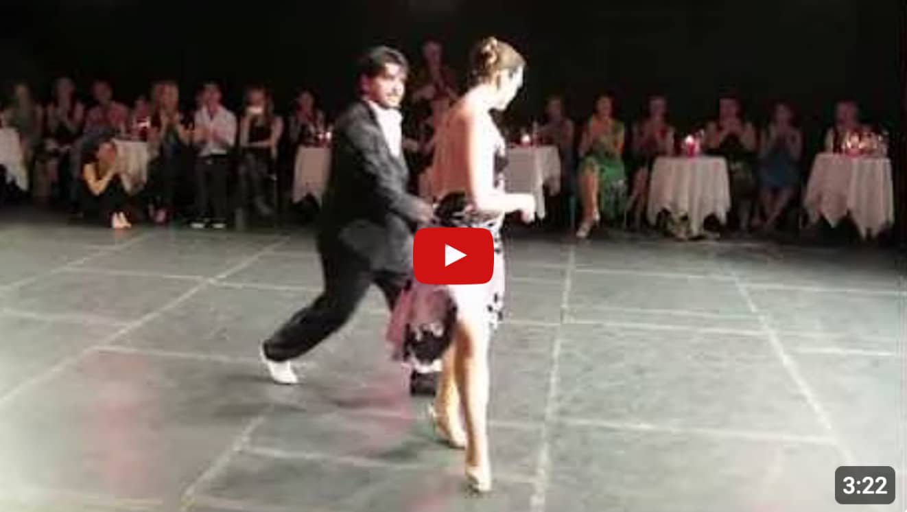 video icon 2025 1 ariadna fernando tangostudio el abrazo tango hamburg